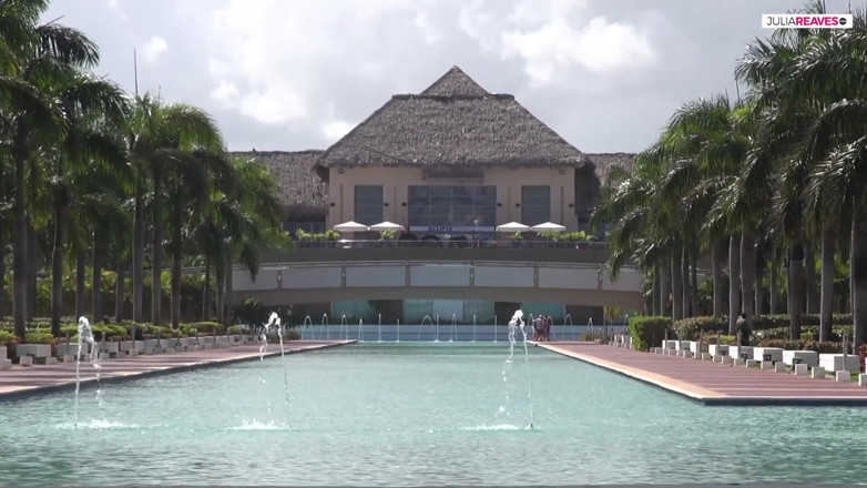 Jasmine RougeXXX: Отпуск в Пунта-Кана, и мы трахаемся почти каждый день