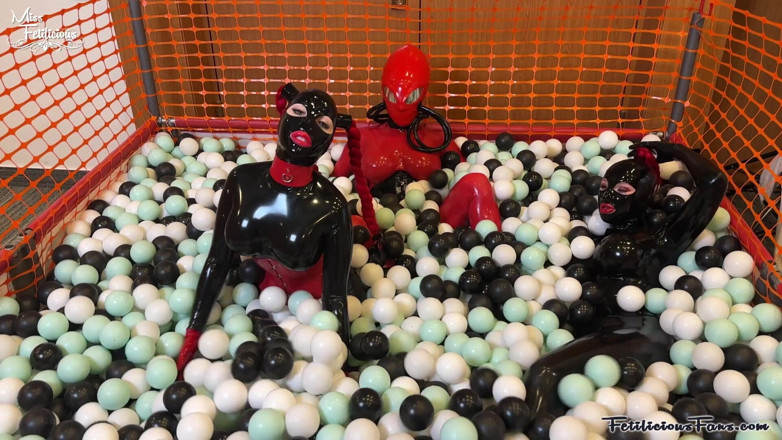 Miss_Fetilicious: The Ball Pit in Full Rubber