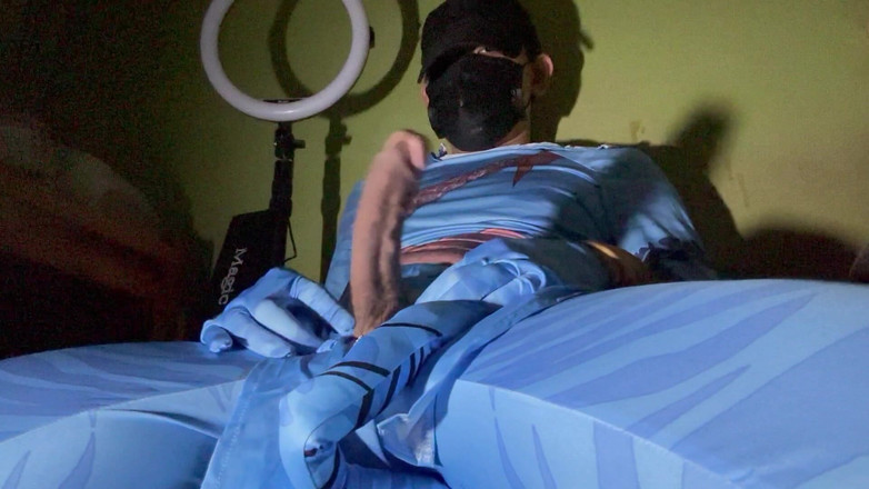 SinglePlayerBKK: Det ryckte av och spermasprut.