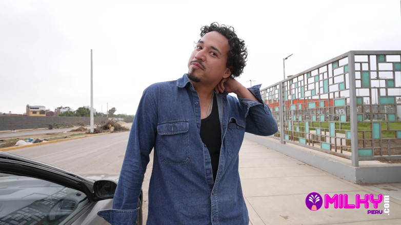 Milky Peru: Youtuber Luisito Tefornica розпаковує велику дупу Карі Лав... Жахливий тривожний факт