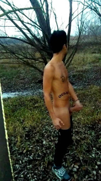 Tattooed Wanker Is Wanking at the Cruising Area