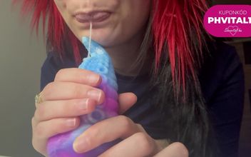 Stepsister Dildo Test