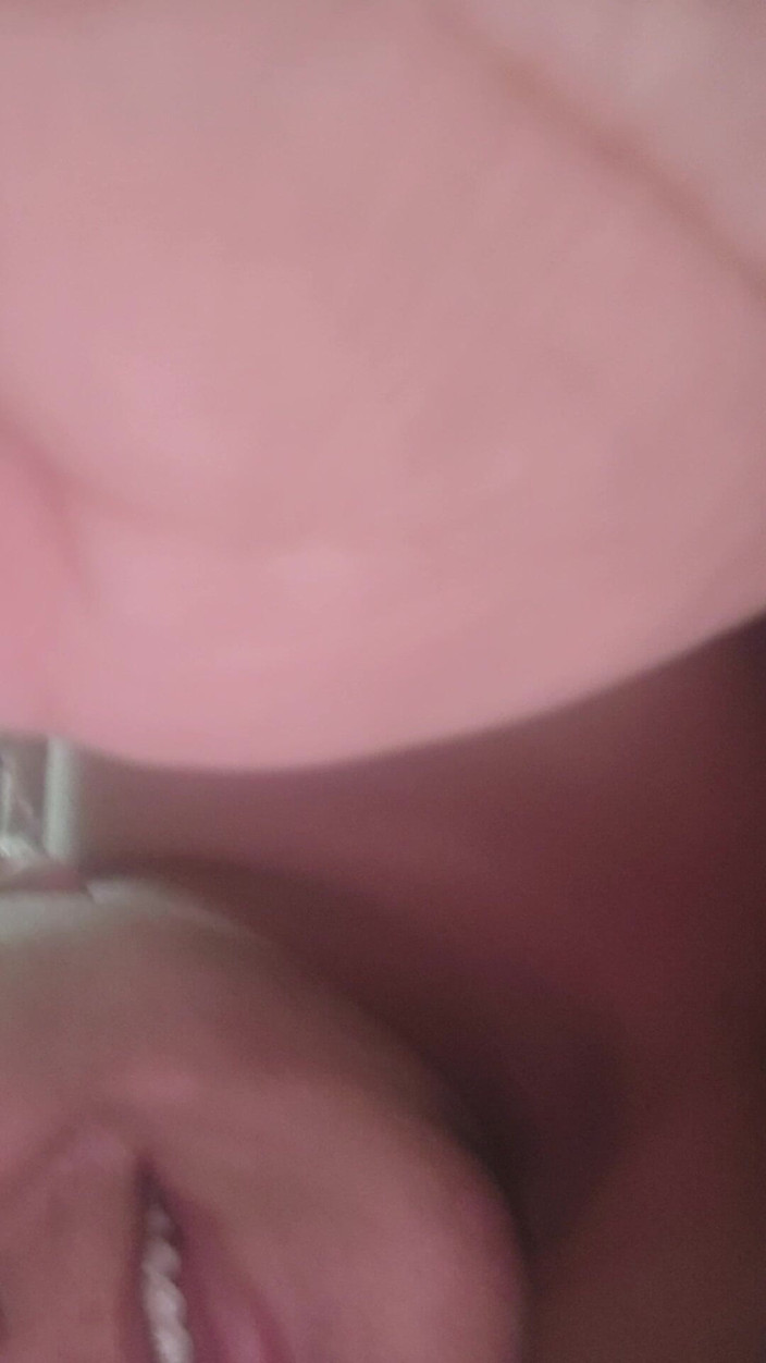 Angy Bisexperiences: Mijn zwarte bull creampies de kont van mijn man op...