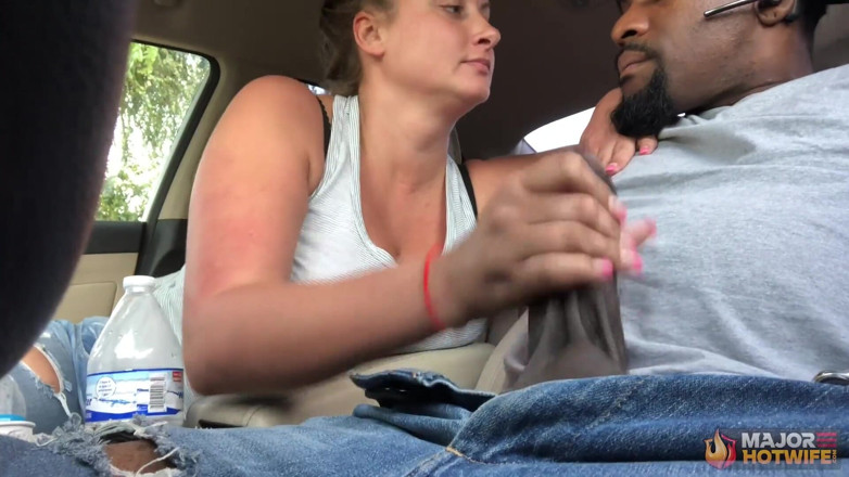 Rome Major Hot Wife: Rome Major Hotwife Handjob in the Car