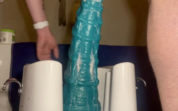 Turtlewax: Riding Sea Dildo Xxl - Feb. 15, 2024