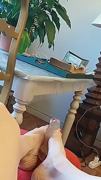 Cara Melakukan Footjob