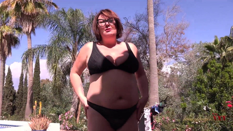 Aunt Judy's XXX: Auntjudysxxx - Jojo, ta sexologue à forte poitrine sait ce dont vous...
