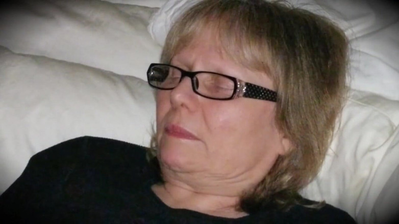 MarieRocks: Spontaneous masturbation after reading in bed