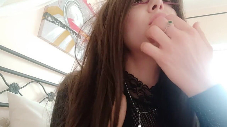 savannahamatoriale: 鼻のクレンジングは、ラビニアがやっている場合、あまりにも官能的です