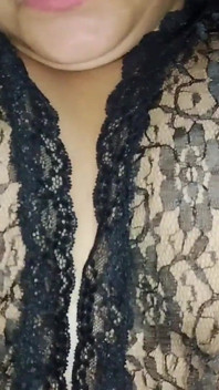 Siyani Bhabhi's Nude Performance