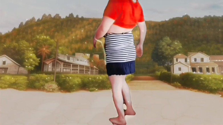 Kitty_Cross: मिनी ड्रेस बूटी मॉडल किन्नर