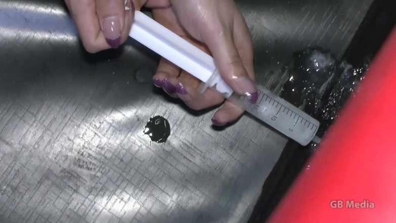 GangBang-Dream: Jamie को अपनी चूत में एक लीटर वीर्य मिलता है