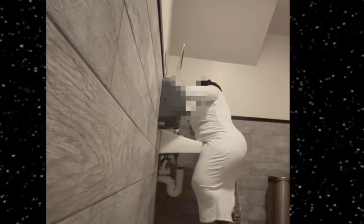 Anye Meshell: Princess Leia Is Horny but She Must Hurry!
