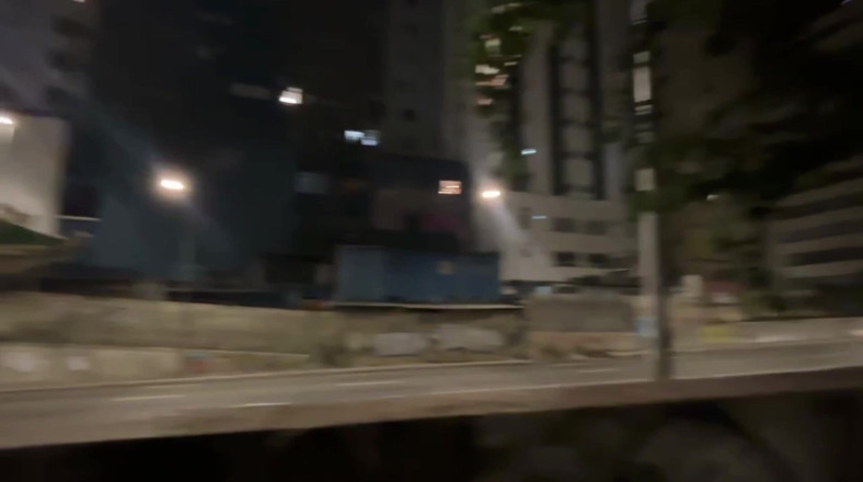 Mirellaoficialx: Sex on One of the Busiest Avenues in Sao Paulo