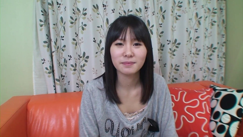 Asian Mature Climax: Süße brünette genießt es, ihre selbst zu befriedigen