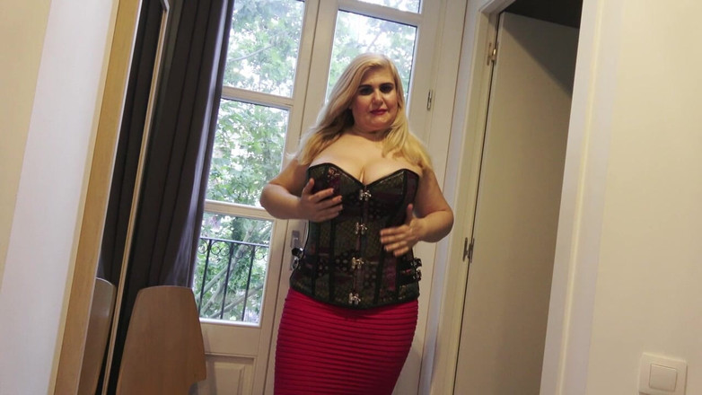 Musa Libertina: Miang di Hadapan Tingkap