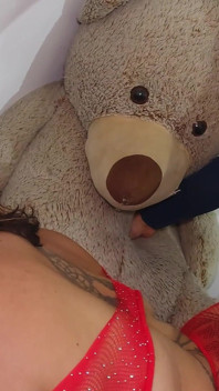Webkamera byla přistižena při masturbaci a získala ocenění Takový velký penis jako cena