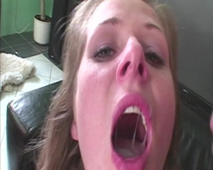 Erotic Planet Studio: 辣妹的两个小穴都被干