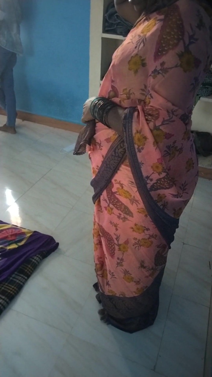 Tamil lesbian: Casual Talking Cuckold Couple
