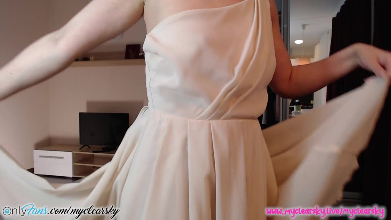 MyClearSky: Erotic dance