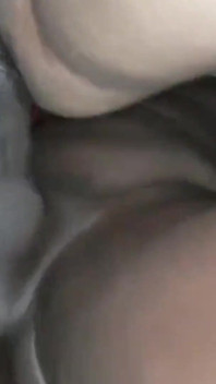 Wildenglishbbw BBC Nata4sex martelando minha buceta debaixo da camvu