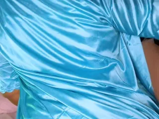 kleo_dance: I Get Horny While I'm in My Bed and I...