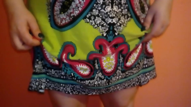 Amateur Porn Cat And Lion: Kitten shows what's under the dress