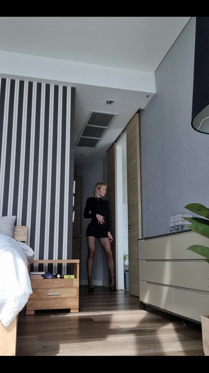 Angel The Dreamgirl: Nylon Tease