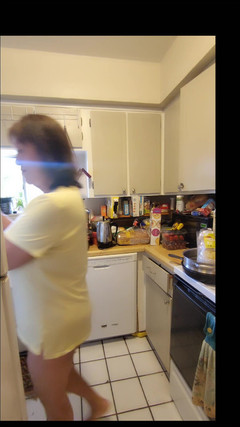 Zilah Luz: E timpul să-mi curăță bucătăria