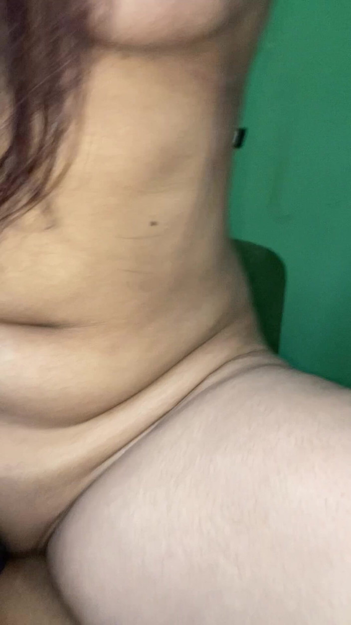 anurag11111: Indische MILF