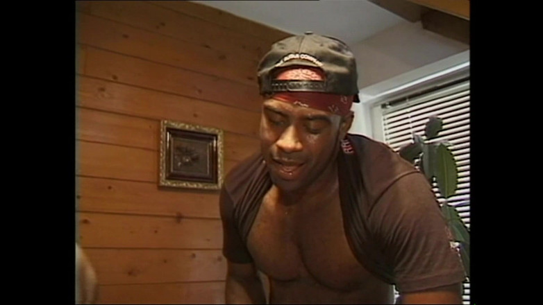 MCG Empire: Niczego niepodejrzewające kobiety