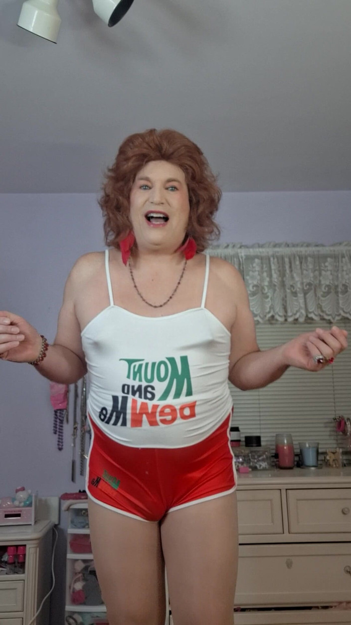 Victoria Lecherri: Моє таємне життя як гарячої дружини транса!