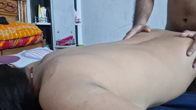 Busty Banuu: Romance avec une Indienne bengalie sexy à la silhouette sexy, gros...