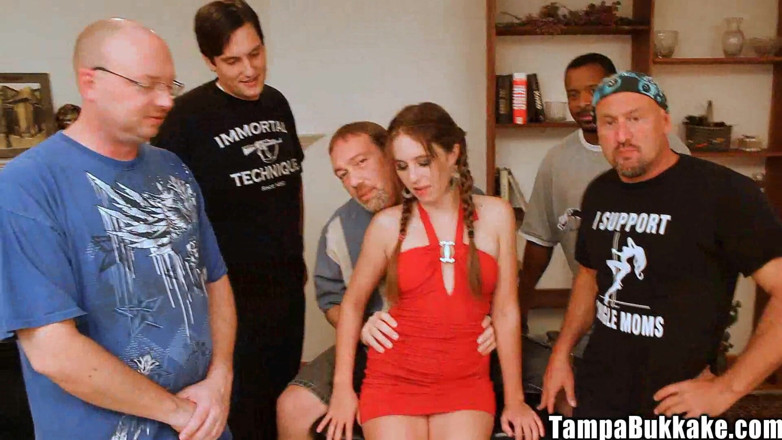 Tampa Bukkake: Teen autumn winters bím tóc âm hộ nhỏ xíu ăn tập thể...