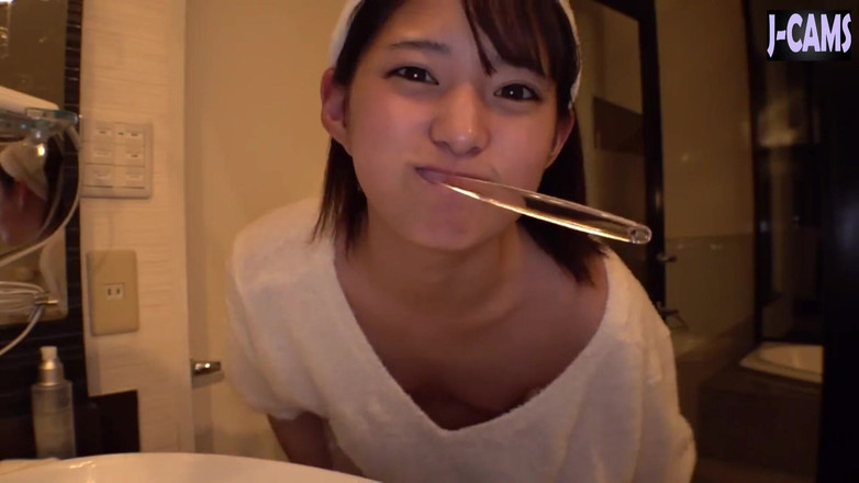 J-Cams: Charmig skönhet. Lekfull dejt med ett busigt leende del 6