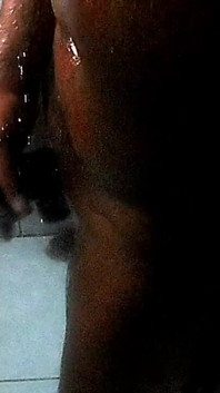 Coli di kamar mandi 'over shot'