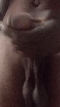Londiq's Bathroom Masturbation and Cum