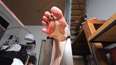 Daddy Femboy: 穿着靴子的汗脚