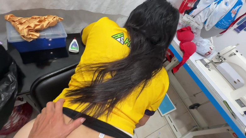 InsaciableX: Authentic Colombian in Decline! She Let Herself Be Carried Away...