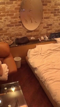Na rozmowie z chłopakiem błaga creampie blowjob facecum czuje się lepiej