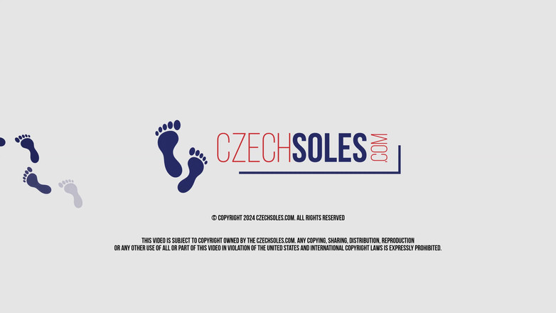 Czech Soles - foot fetish content: Giantess Bogini Deptanie Podłoga