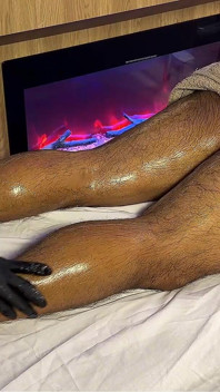 Leyne Rodriguez: Une Vraie Latina Amateur Essaye Le Gel Nuru Pour La Première Fois