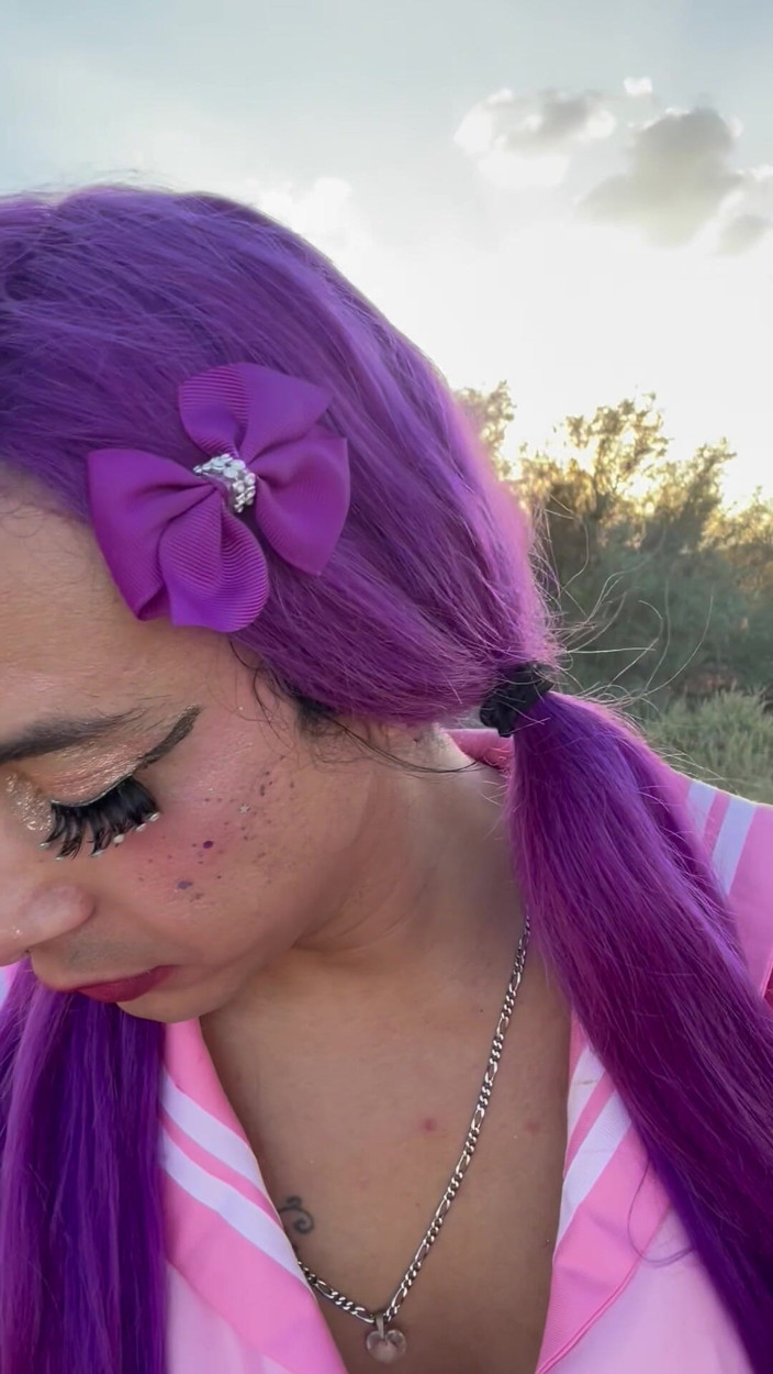 TSJade95: La monella del college se lo prende in classe