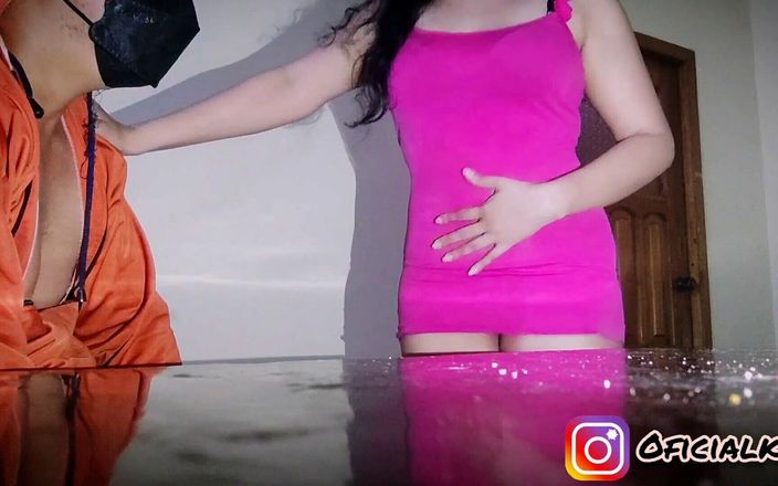 katha: उत्तेजित सौतेली मम्मी अपने सौतेले बेटे को उसके विशाल लंड से चोदने के लिए बहकाती है