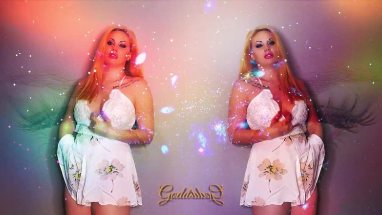 Goddess Misha Goldy: 魅惑のASMR!歌詞の意味: あなたは私があなたの財布だけを望んでいることを知っています。