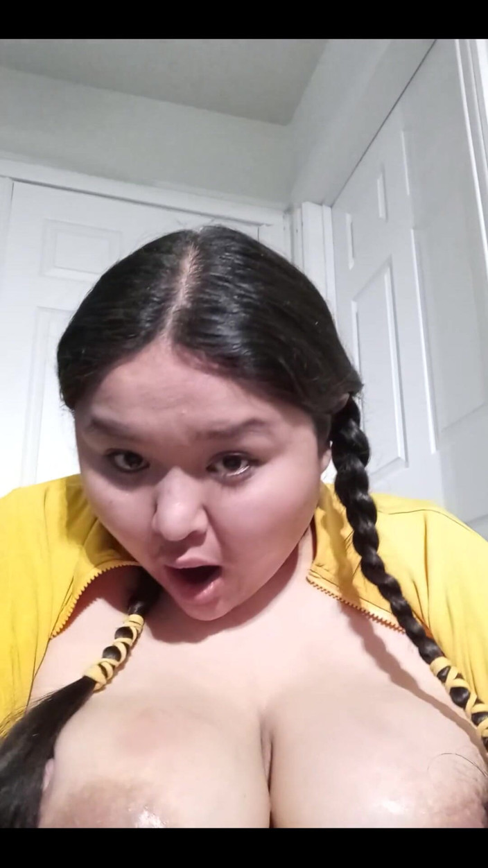 DeesDeepThroat: Main Squeeze Suck