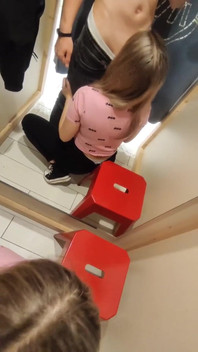 Quick Blowjob in the Fitting Room