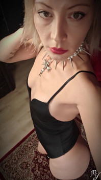 紧身裤与性感连体衣--朱莉娅小姐