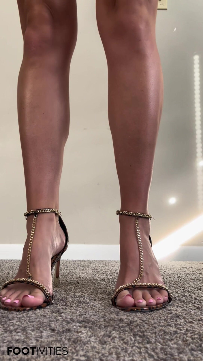 footivities: 펨돔 구두 사무원 JOI 바이 아이비스 발