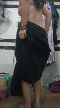 Priya Bhabi Seksowne wideo gorące ciało